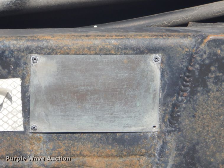 image for item ED9361 2000 Shamrock car carrier trailer