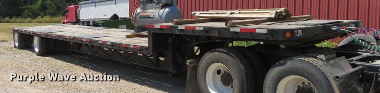 image for item FV9011 2001 Lufkin drop deck trailer