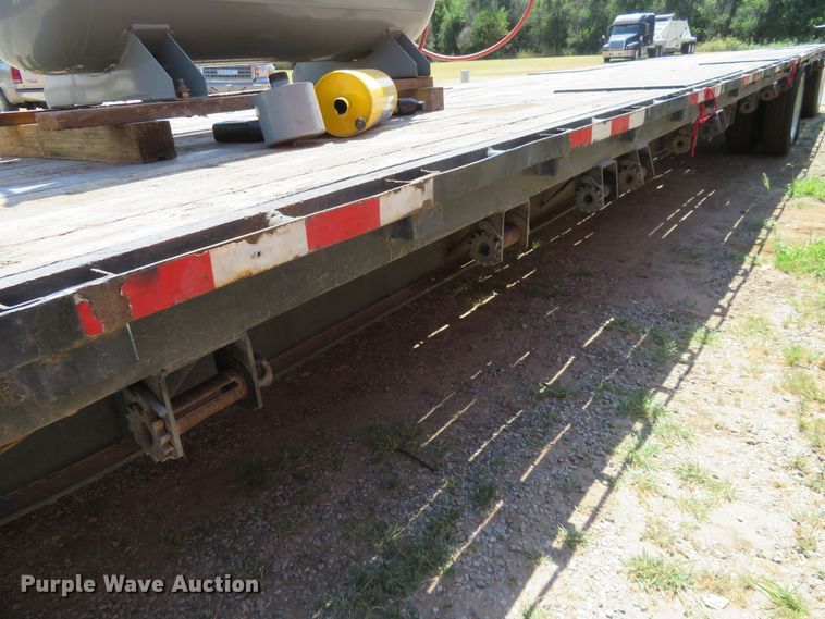 image for item FV9011 2001 Lufkin drop deck trailer