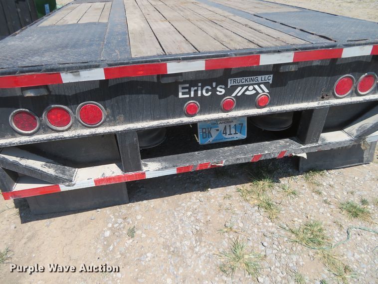 image for item FV9011 2001 Lufkin drop deck trailer