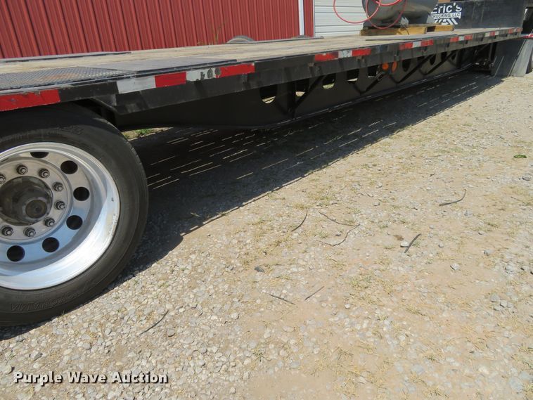 image for item FV9011 2001 Lufkin drop deck trailer
