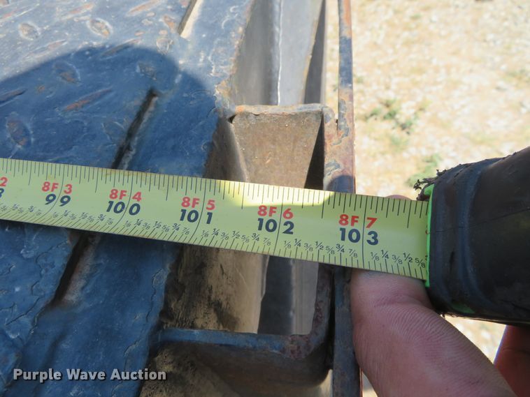 image for item FV9011 2001 Lufkin drop deck trailer