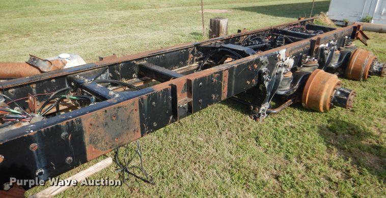 image for item FY9591 1995 Kenworth T800 frame