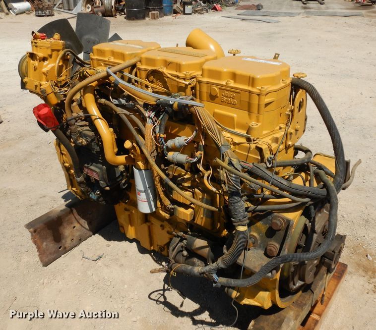 Caterpillar 3176 10.3L six cylinder diesel engine in Russell, KS | Item ...