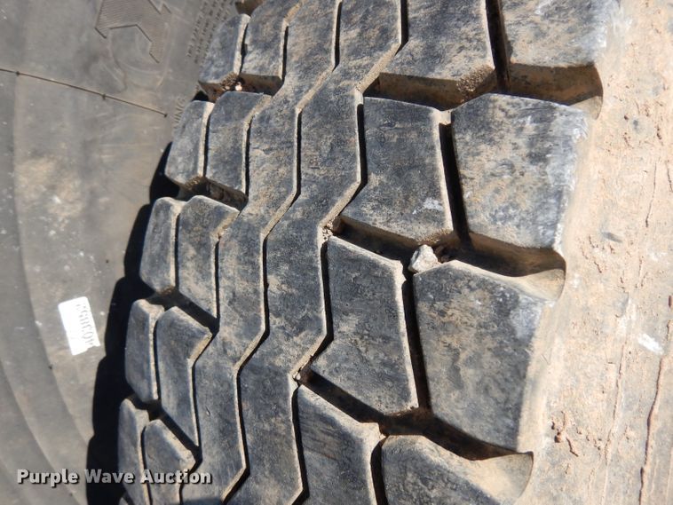image for item FY9663 (7) 11R22.5 tires and wheels