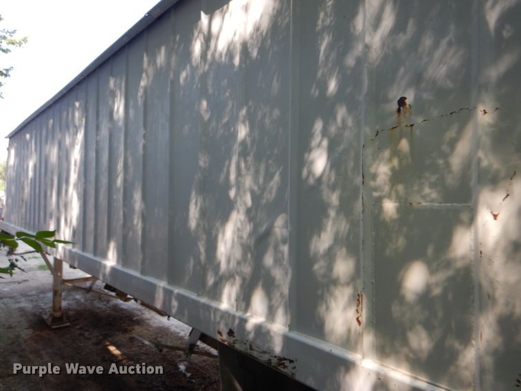 image for item GH9545 1996 White double hopper bottom grain trailer