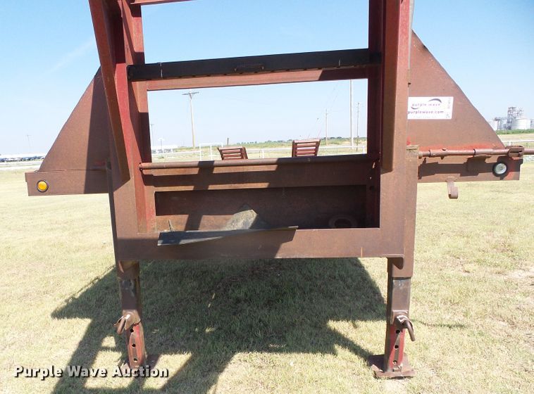 image for item DC5053 2000 Load Trail equipment trailer