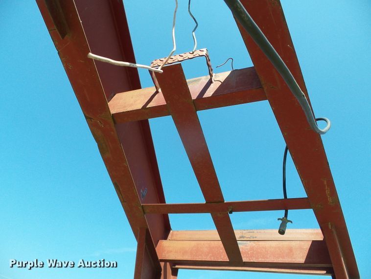 image for item DC5053 2000 Load Trail equipment trailer