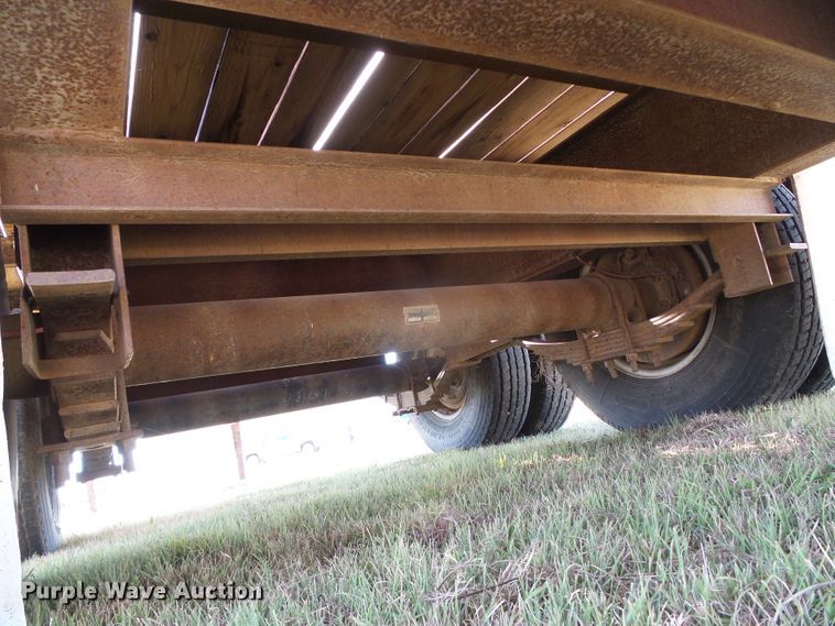 image for item DC5053 2000 Load Trail equipment trailer