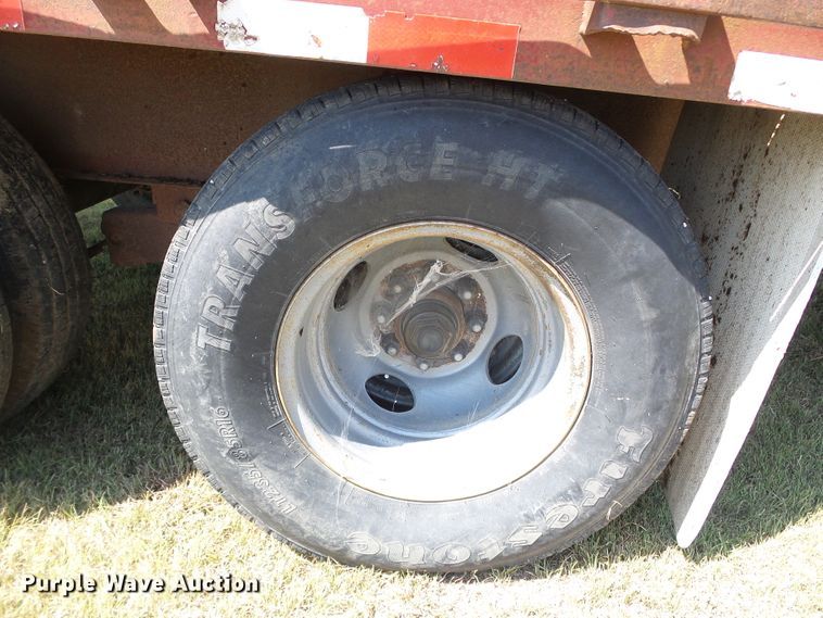 image for item DC5053 2000 Load Trail equipment trailer