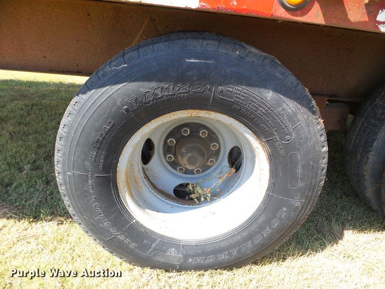 image for item DC5053 2000 Load Trail equipment trailer