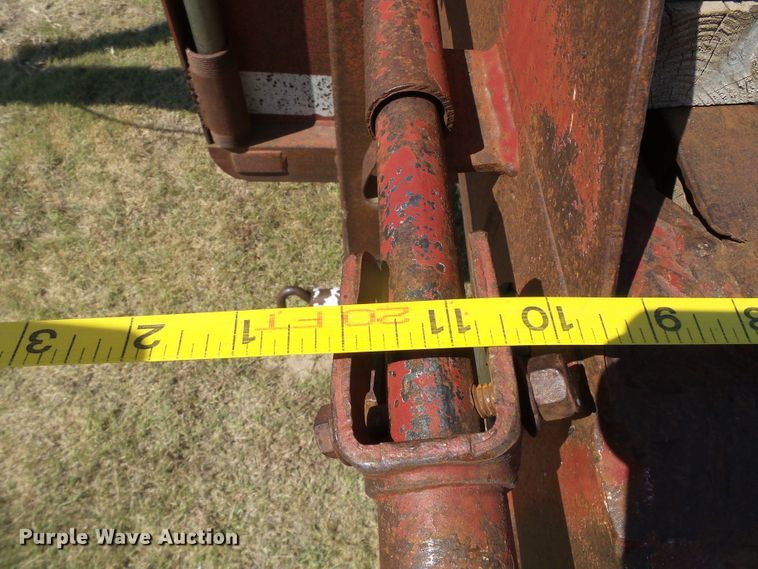 image for item DC5053 2000 Load Trail equipment trailer