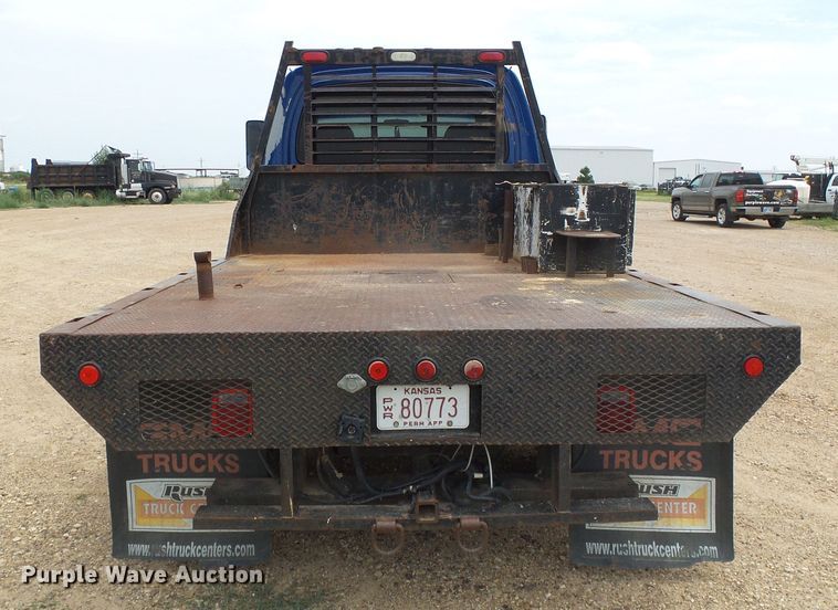 image for item DC5064 2006 GMC C5500 flatbed truck