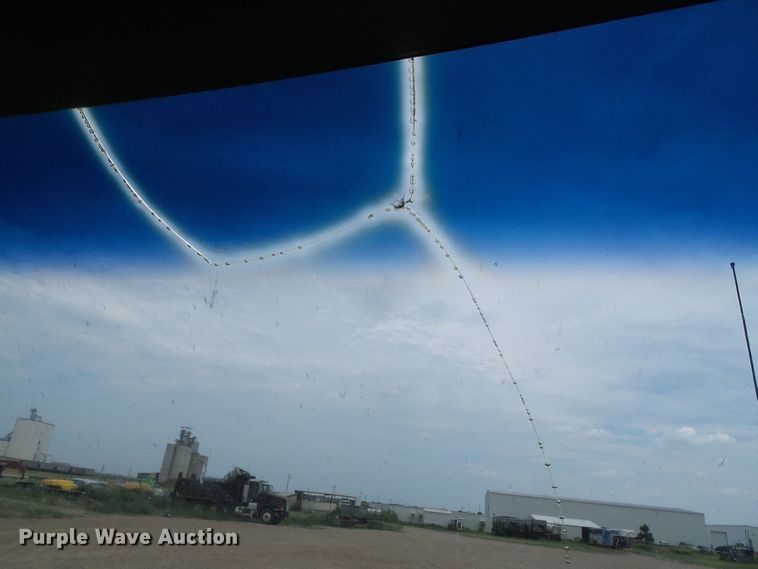 image for item DC5064 2006 GMC C5500 flatbed truck