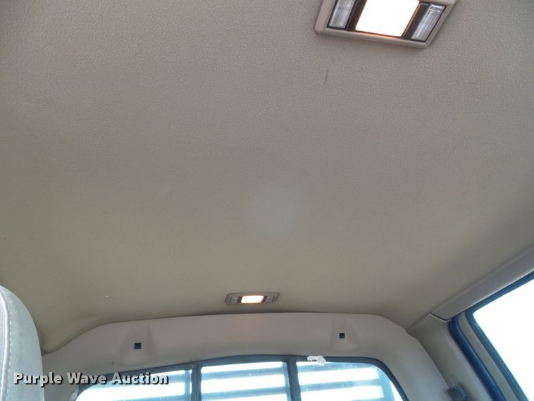 image for item DC5064 2006 GMC C5500 flatbed truck