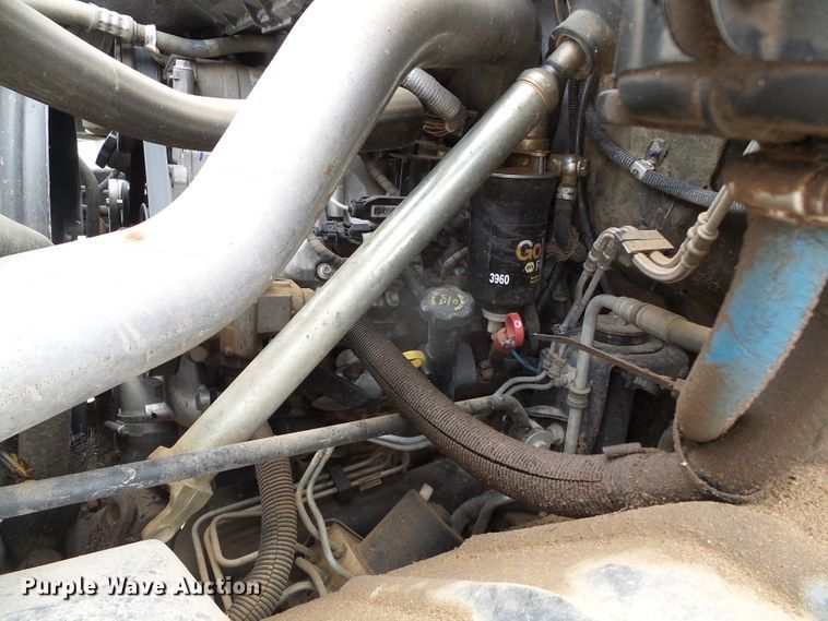 image for item DC5064 2006 GMC C5500 flatbed truck