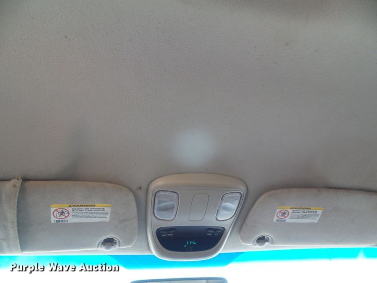 image for item DC5066 2005 Dodge Ram 3500 Quad Cab flatbed pickup truck