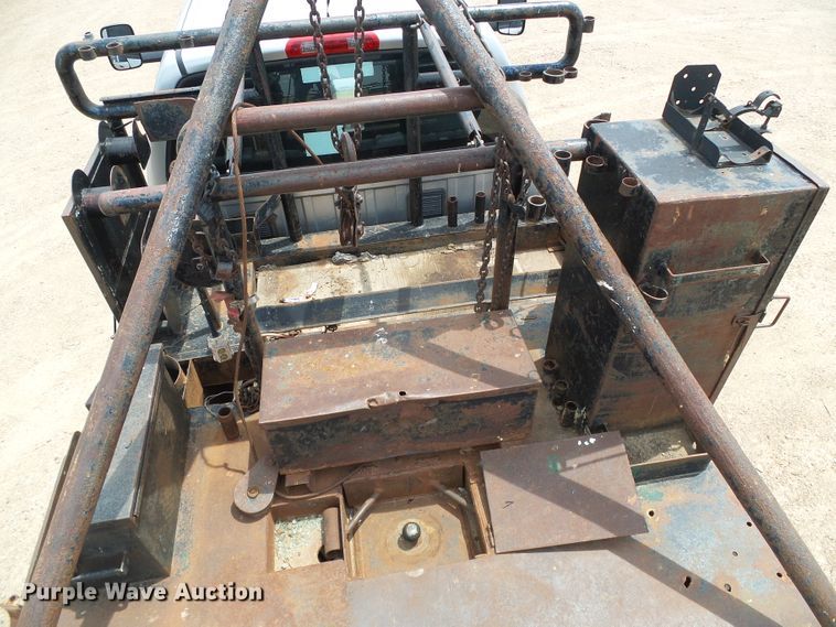 image for item DC5066 2005 Dodge Ram 3500 Quad Cab flatbed pickup truck