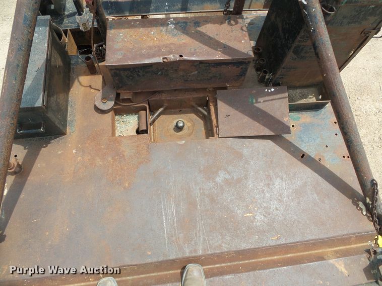 image for item DC5066 2005 Dodge Ram 3500 Quad Cab flatbed pickup truck