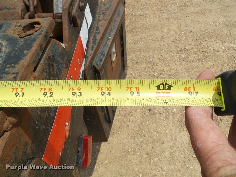 image for item DC5066 2005 Dodge Ram 3500 Quad Cab flatbed pickup truck