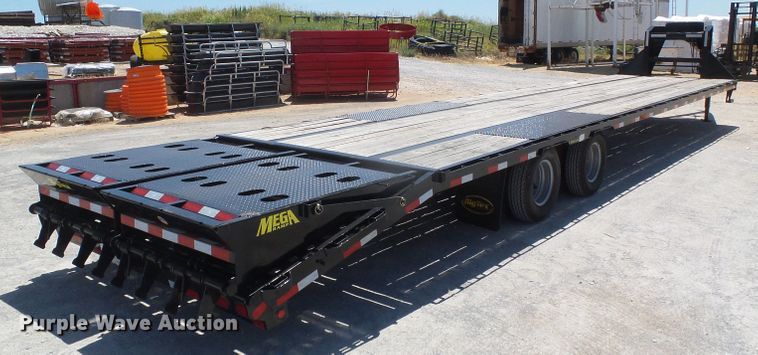 image for item DC5085 2018 Big Tex 22GN-35BK-5MR equipment trailer