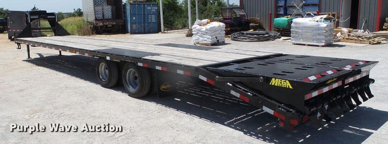 image for item DC5085 2018 Big Tex 22GN-35BK-5MR equipment trailer