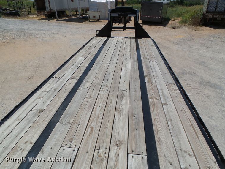 image for item DC5085 2018 Big Tex 22GN-35BK-5MR equipment trailer