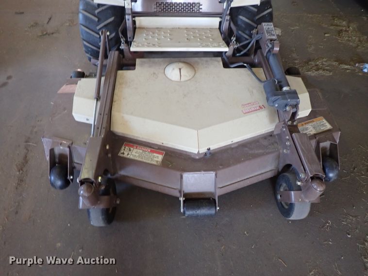 image for item DE0912 Grasshopper 727K ZTR lawn mower