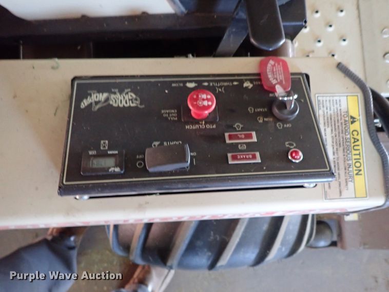 image for item DE0912 Grasshopper 727K ZTR lawn mower