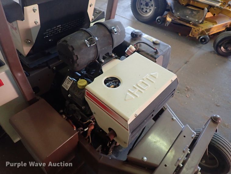 image for item DE0912 Grasshopper 727K ZTR lawn mower