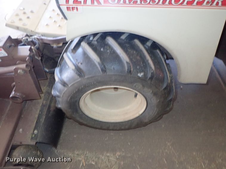 image for item DE0912 Grasshopper 727K ZTR lawn mower