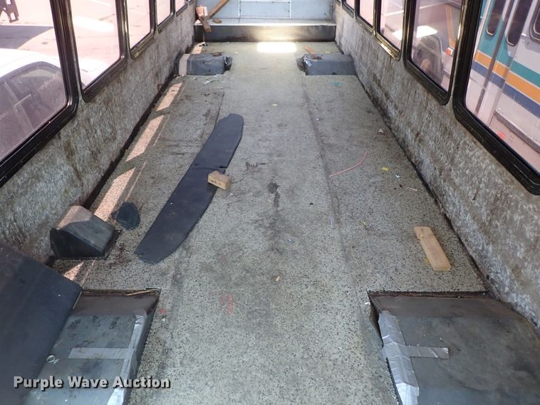 image for item DE5499 1998 Neoplan El Dorado coach bus