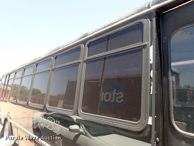 image for item DE5499 1998 Neoplan El Dorado coach bus