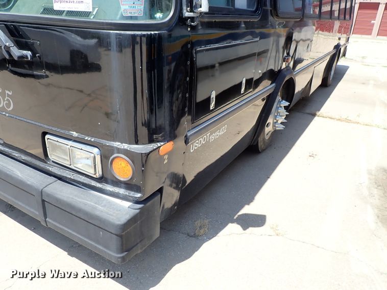 image for item DE5499 1998 Neoplan El Dorado coach bus