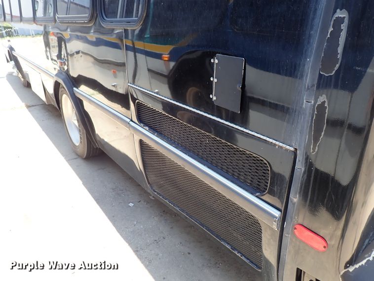 image for item DE5499 1998 Neoplan El Dorado coach bus