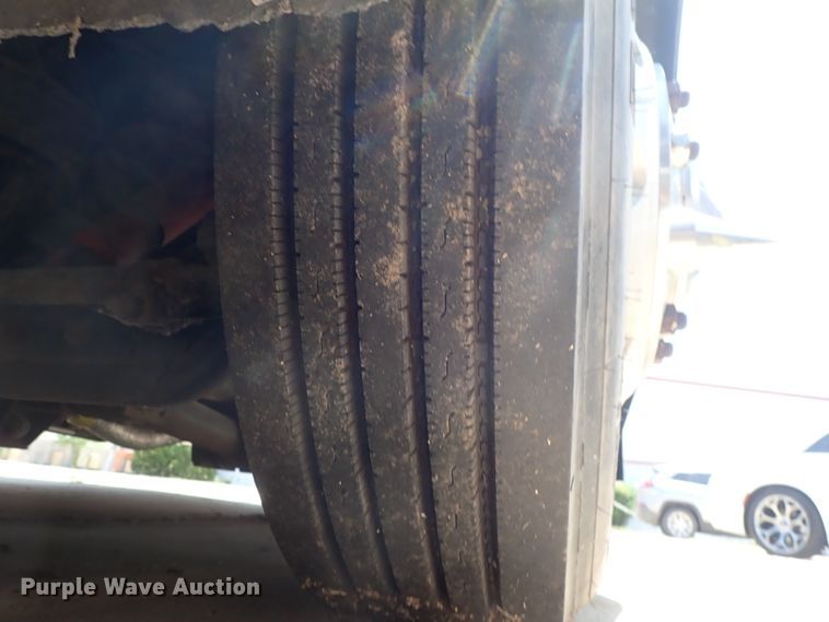 image for item DE5499 1998 Neoplan El Dorado coach bus