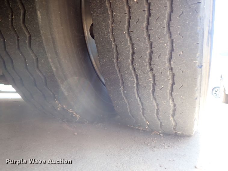 image for item DE5499 1998 Neoplan El Dorado coach bus