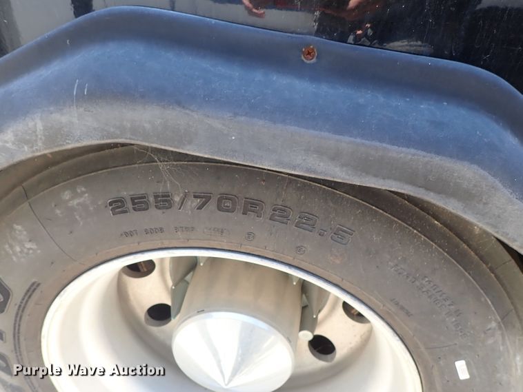 image for item DE5499 1998 Neoplan El Dorado coach bus