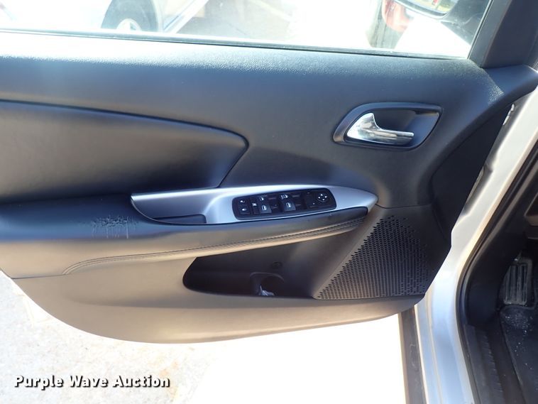 image for item DE5509 2014 Dodge Journey SUV