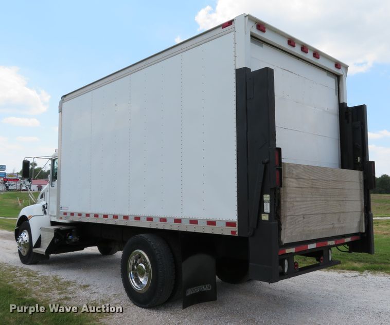 image for item DE8248 2009 Kenworth T270 box truck