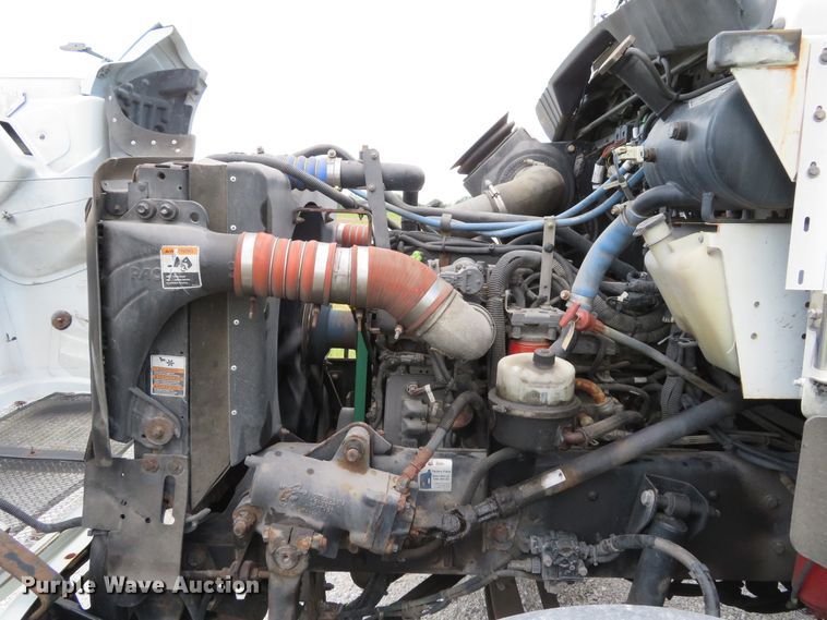 image for item DE8248 2009 Kenworth T270 box truck