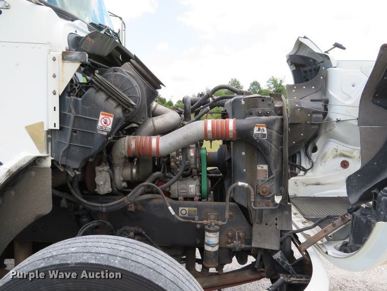 image for item DE8248 2009 Kenworth T270 box truck