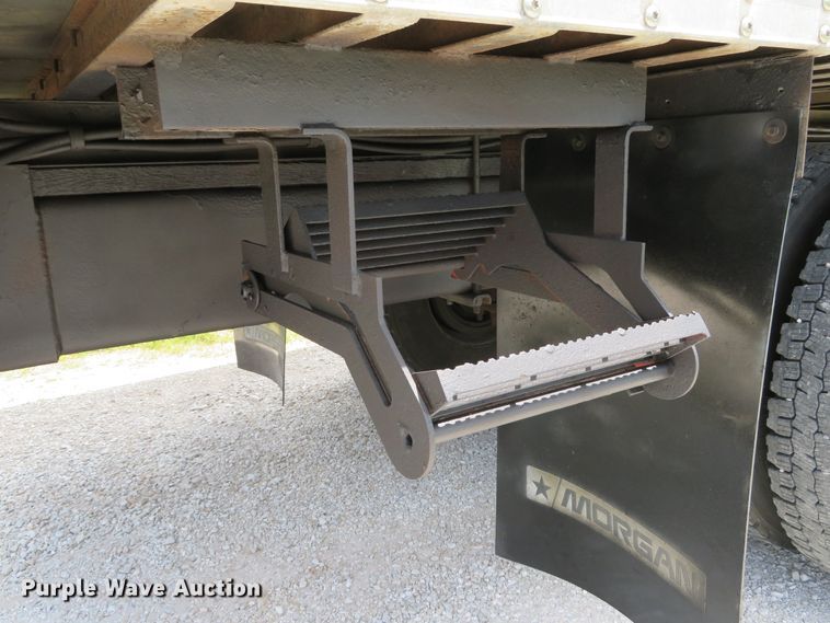 image for item DE8248 2009 Kenworth T270 box truck