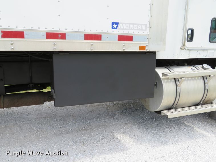 image for item DE8248 2009 Kenworth T270 box truck