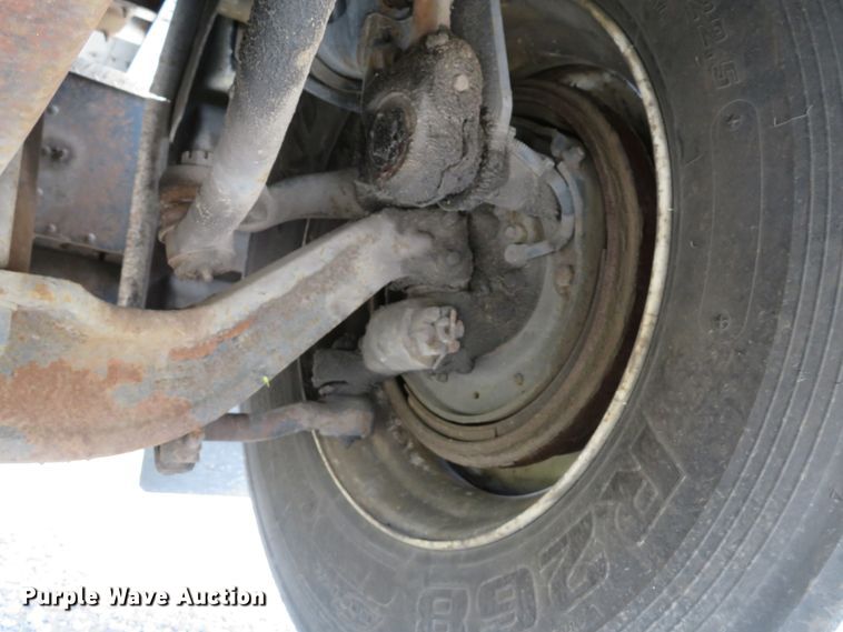 image for item DE8248 2009 Kenworth T270 box truck