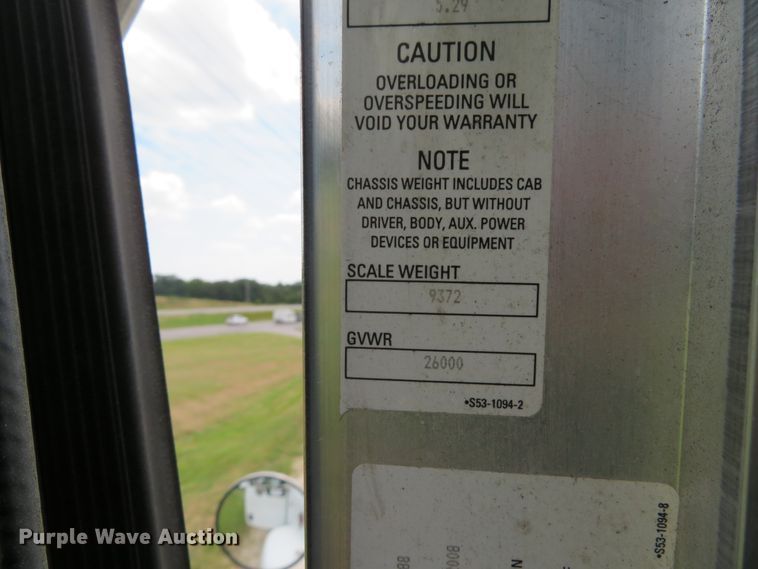 image for item DE8248 2009 Kenworth T270 box truck