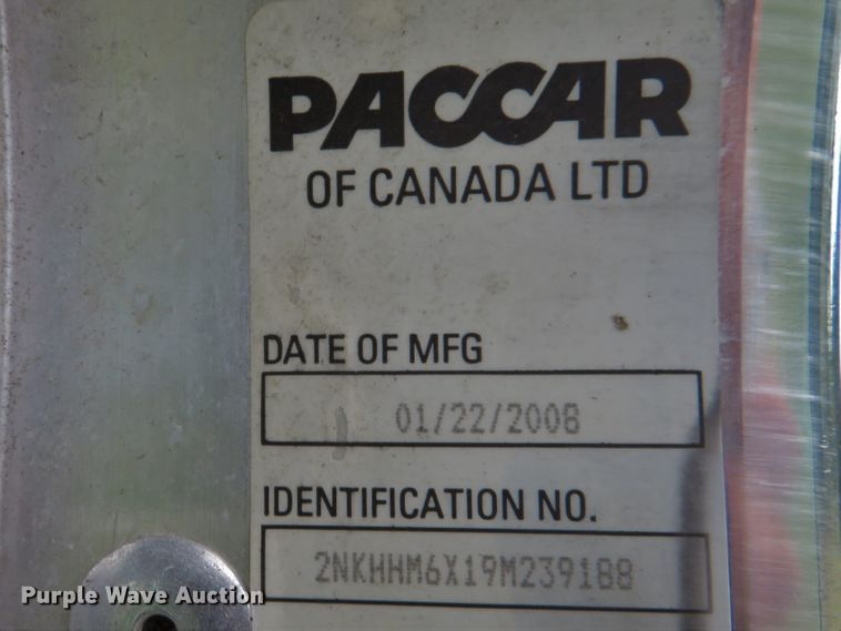 image for item DE8248 2009 Kenworth T270 box truck