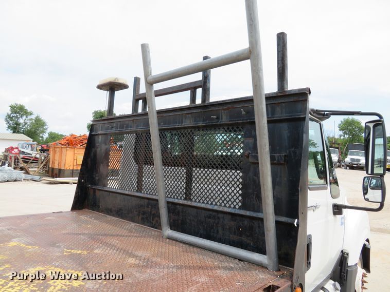 image for item DE8253 2012 International TerraStar flatbed truck
