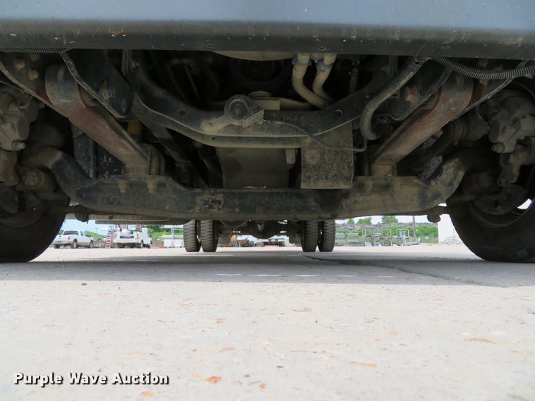 image for item DE8253 2012 International TerraStar flatbed truck