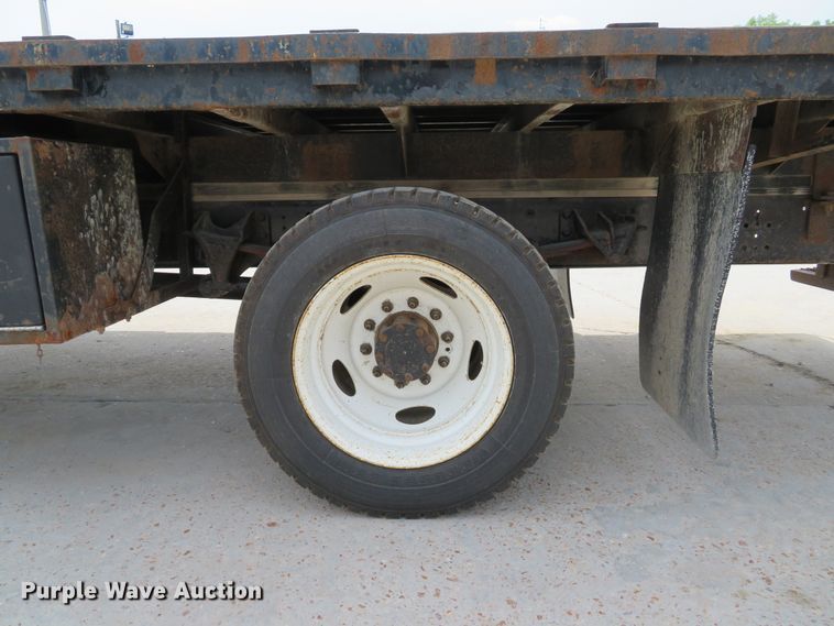 image for item DE8253 2012 International TerraStar flatbed truck